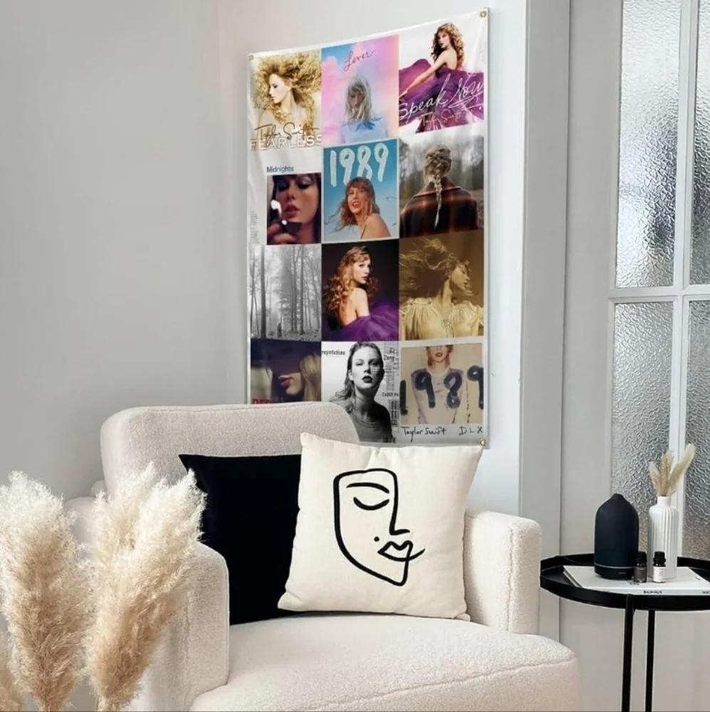 Taylor Swift 2ft x 3ft Tapestry